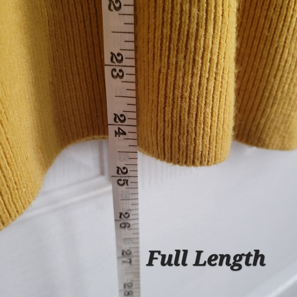 Anna Bella Crew Neck Sweater - Picture 5 of 11